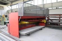Nůžky tabulové hydraulické